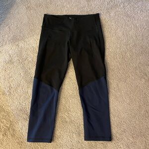 OLD NAVY / VELOCITY / CALVIN KLEIN SIZE M WORKOUT ACTIVE LEGGINGS